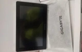 Gigabyte S1080 Tablet Intel Atom Windows 7