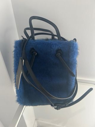 Bolso pelo azul Parfois