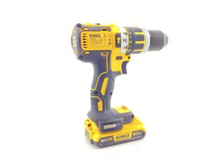 taladro a bateria dewalt dcd795d2