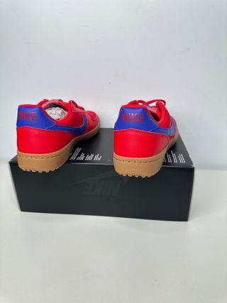 Nike Field General Rojo Azul Talla 40.5