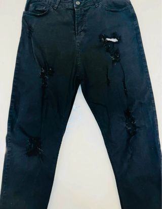 pantaloni neri strappati tg 46
