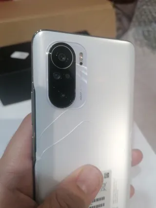 Poco F3 piezas (no enciende)