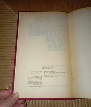 Libro: Extraños en un Tren