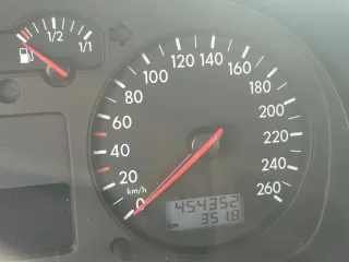 Volkswagen Bora 1.9 tdi GARANTÍA