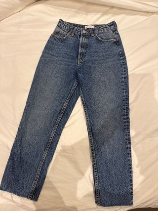 Pantalón vaquero Zara azul