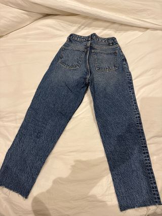 Pantalón vaquero Zara azul