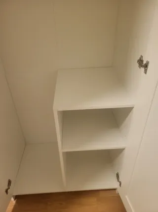 Habitación individual amueblada solo para chica