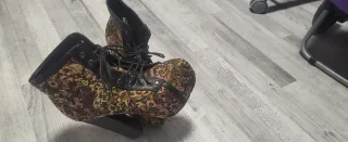 Botines de tacón con cordones