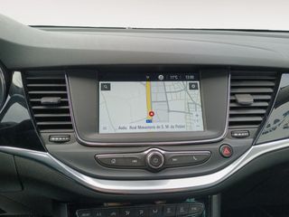 Opel Astra Design & Tech