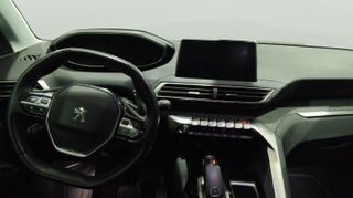 Peugeot 3008 PureTech 130 Allure EAT8 96 kW (130 CV)