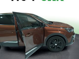 Peugeot 3008 PureTech 130 Allure EAT8 96 kW (130 CV)