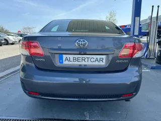 Toyota Avensis 2.0 d4d GARANTÍA