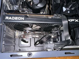 PC Ryzen 5 3400G - RX 6650 XT - 16GB RAM 500GB+1TB