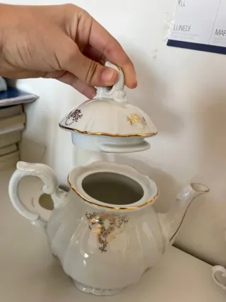 Servizio da tè porcellana bianca decori oro