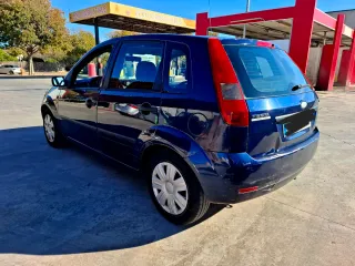 Ford Fiesta 2004