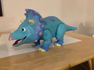 Dinosaurios interactivos de juguete