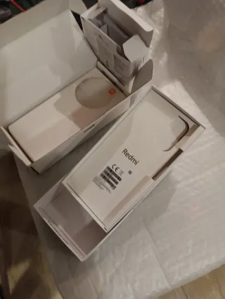 Cajas originales Redmi A3, 13C y Buds 6 Lite