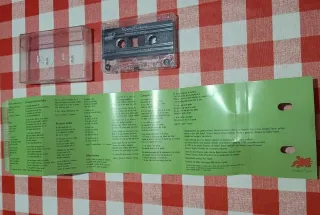 Radio Futura - Veneno en la Piel