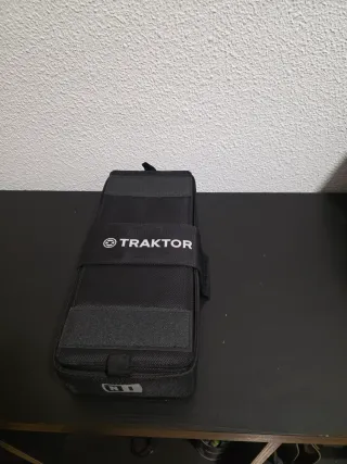 Traktor X1 MK2 + Funda + licencia traktor pro 3