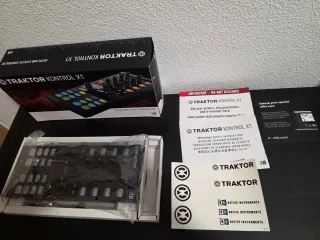 Traktor X1 MK2 + Funda + licencia traktor pro 3