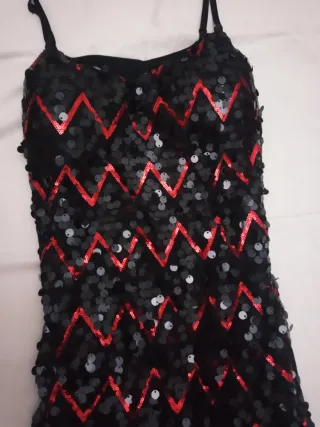Vestido fiesta lentejuelas negro y rojo