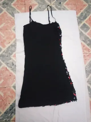 Vestido fiesta lentejuelas negro y rojo