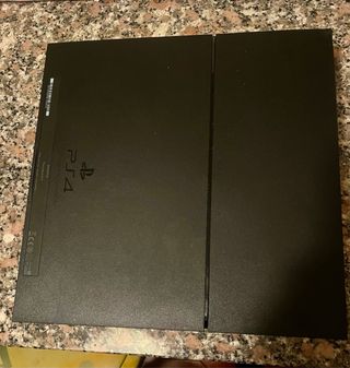 PlayStation 4 500GB Nera con 2 controller