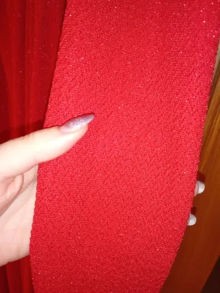 Vestido de fiesta rojo brillante