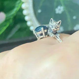 Anillo Gato Ópalo Negro Plata