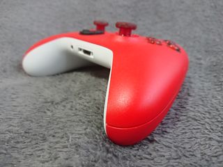 Pulse red Xbox Controller