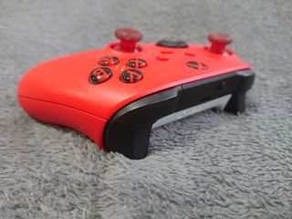 Pulse red Xbox Controller