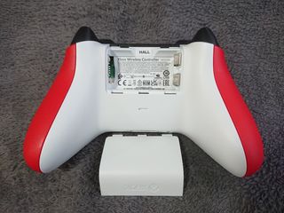 Pulse red Xbox Controller