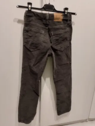 Pantalón pana niño gris marengo.