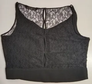 Top Zara encaje negro talla L.Puesto sólo una vez.