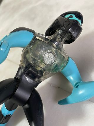 Figura Ben 10 Omniverse XLR8 Cartoon Network 2007