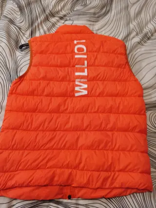 Chaleco naranja acolchado plumas