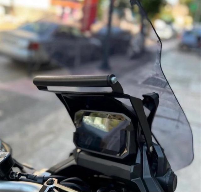 Soporte GPS Honda XADV 750 (21-23)