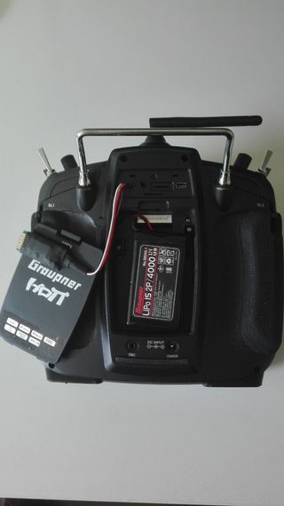 Emisora Graupner MZ-24 como nueva