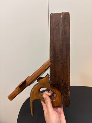 Herramienta madera antigua. Garlopa.Cepillo