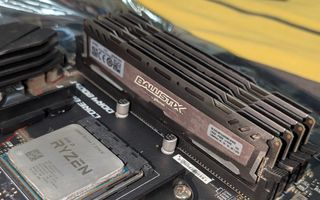 32GB DDR4 3200C16 R7 3700X MSI X570 Gaming Plus