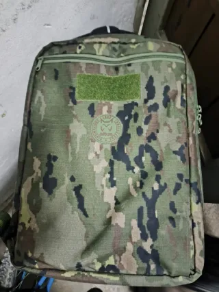 Maletín militar porta ordenador Altus