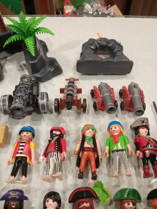 Playmobil Piratas Barco Tesoro Figuras Cañón