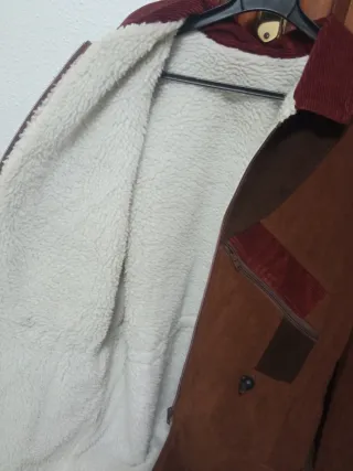 Trenca forrada pelo marrón