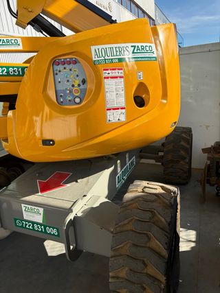 ALQUILER BRAZO ARTICULADO / PIO PIO 16M