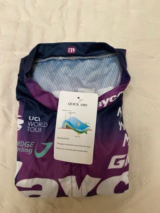 Maillot Ciclismo Jayco Alula MAAP Giant