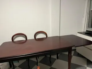 Mesa de comedor extensible de madera