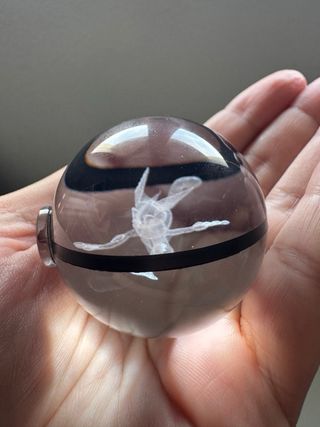 Bola 3D Pokemon Greninja con luces LED