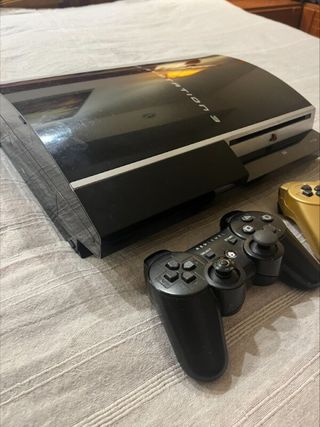PlayStation 3 + Lote Juegos y Mandos