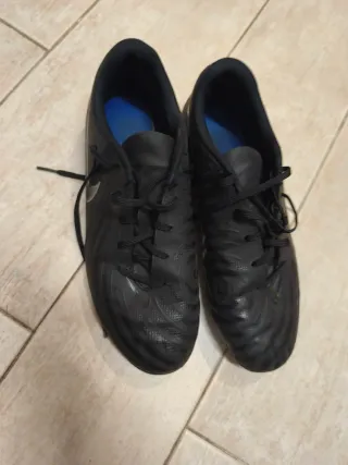 Lote Botas Fútbol Adidas y Nike Niño Talla 41.5 y