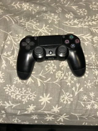 Minecraft PS4, driveclub PS4 e controller PS4